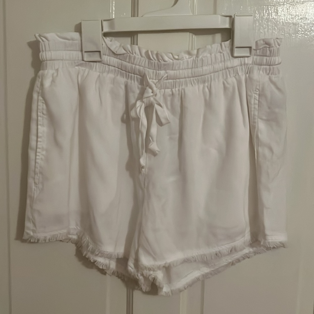 Cloth & Stone White Women's Shorts
